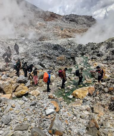 Perjalanan kembali ke Basecamp 