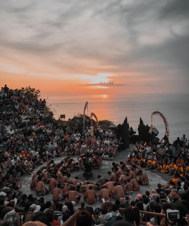 Pertunjukan Tari Kecak (Opsional)