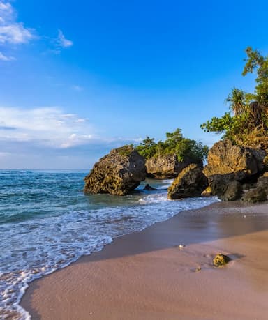 Pantai Padang Padang