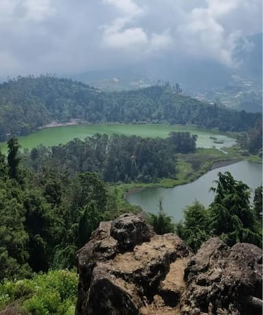 Batu Pandang Ratapan Angin