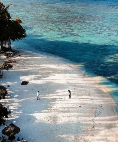 Pantai Ujung Gantungan