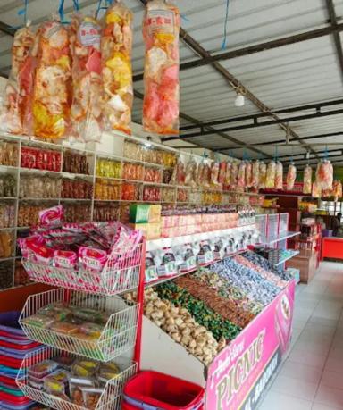 Perjalanan menuju Tempat Oleh-oleh 