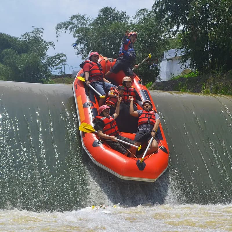 rafting-sungai-cisadane