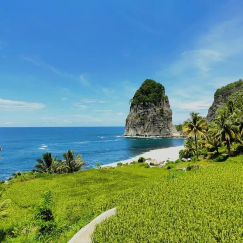 explore-pacitan