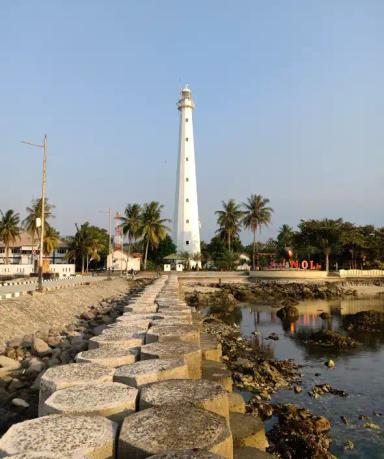Mercusuar "Raja Willem" Cikoneng